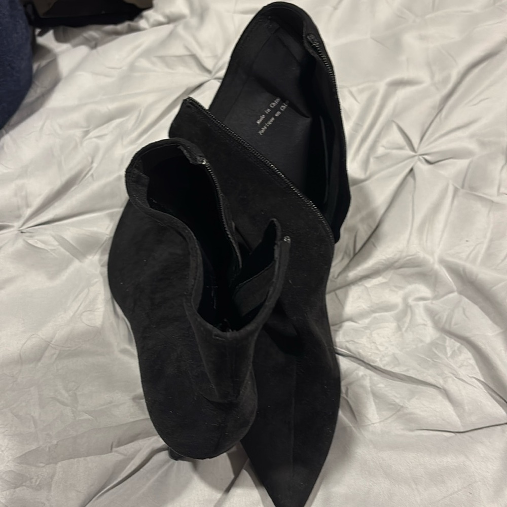 Jeffrey Campbell black ankle high heel boots size 10 Swede great condition